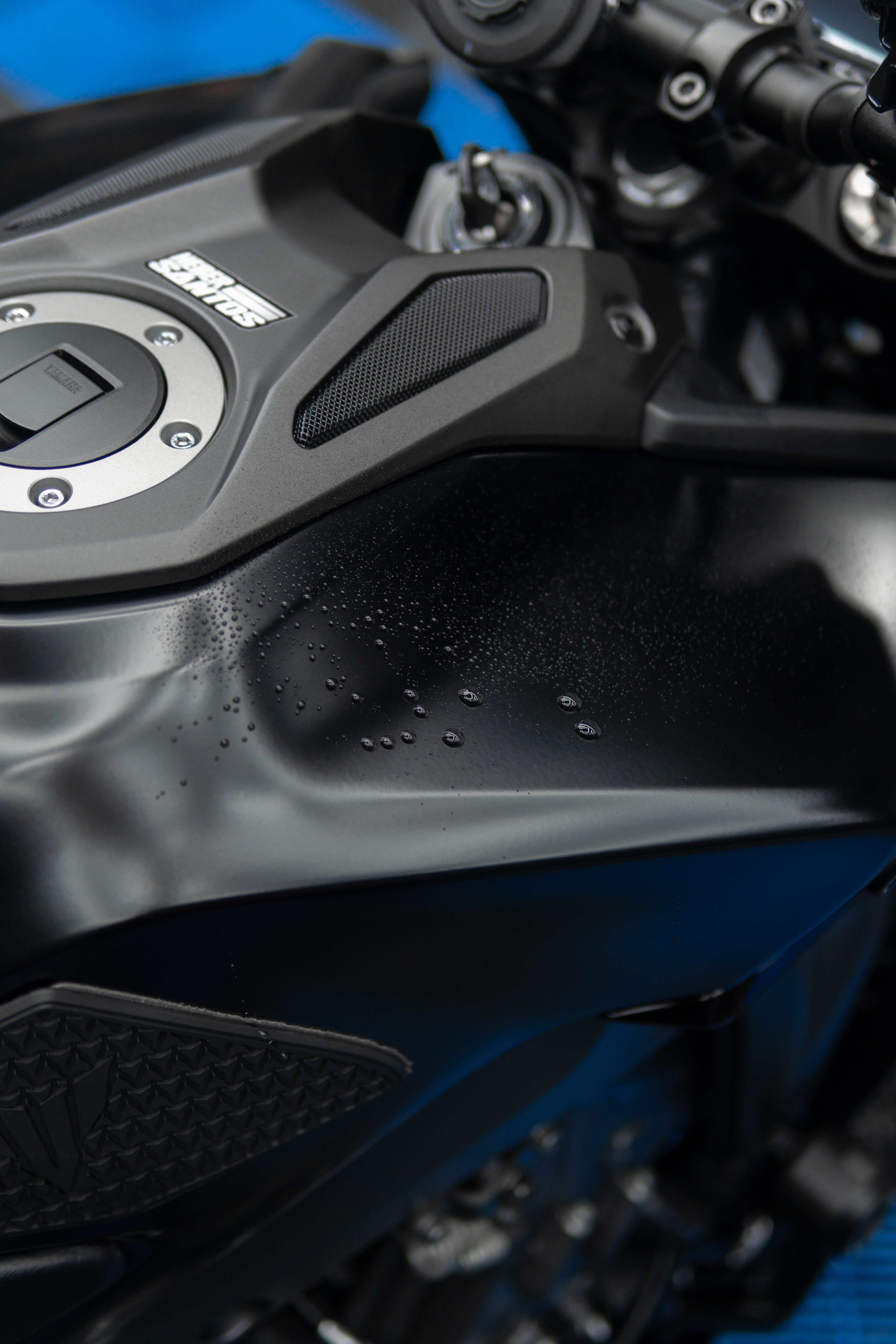 Aplicação de proteção cerâmica numa mota